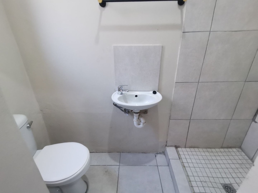 To Let 1 Bedroom Property for Rent in Port Elizabeth Central Eastern Cape